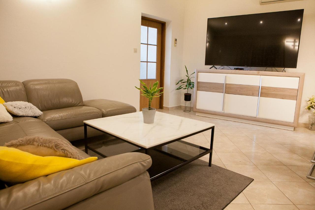 Apartment Nikoleto Zadar Luaran gambar
